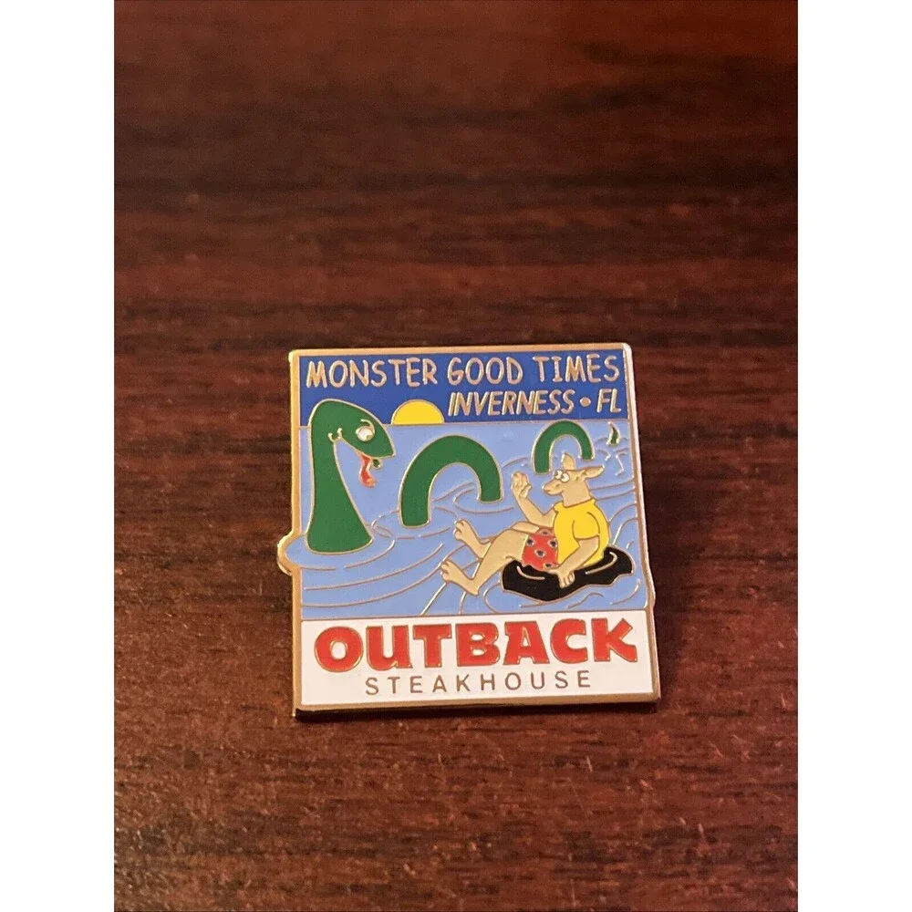 Outback Steakhouse Monster‎ Good Times Inverness Florida Lapel Hat Pin